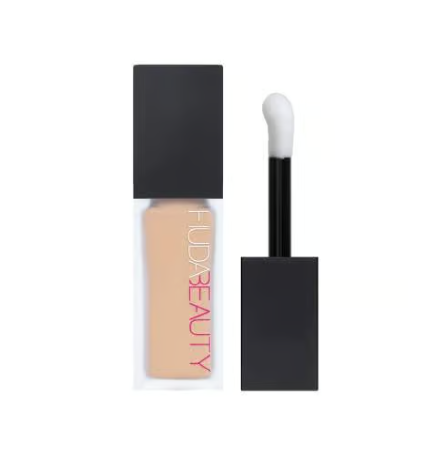 Huda Beauty Luminous Matte Liquid Concealer - 2.7 Coconut Flakes