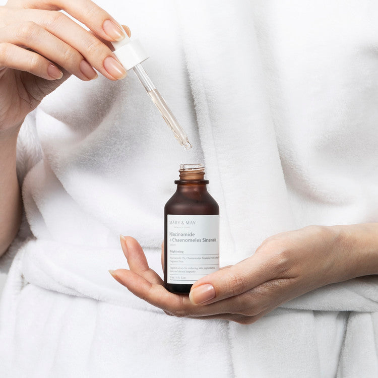 Mary&May Niacinamide + Chaenomeles Sinensis - Glamorous Beauty