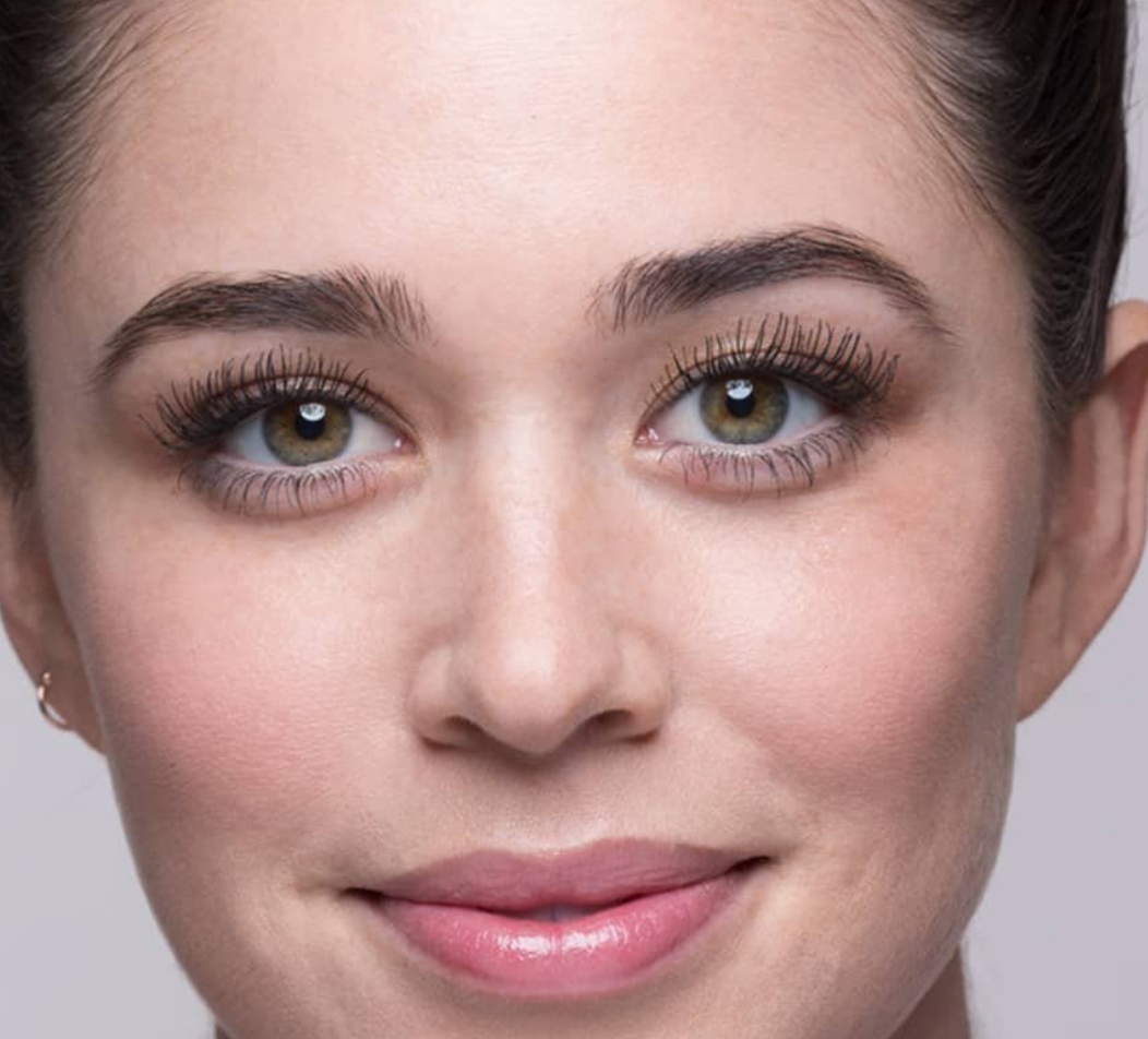 essence I Love Extreme Crazy Volume Mascara - Glamorous Beauty